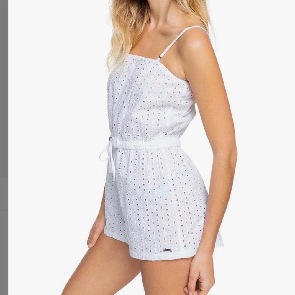 Roxy white romper NWT